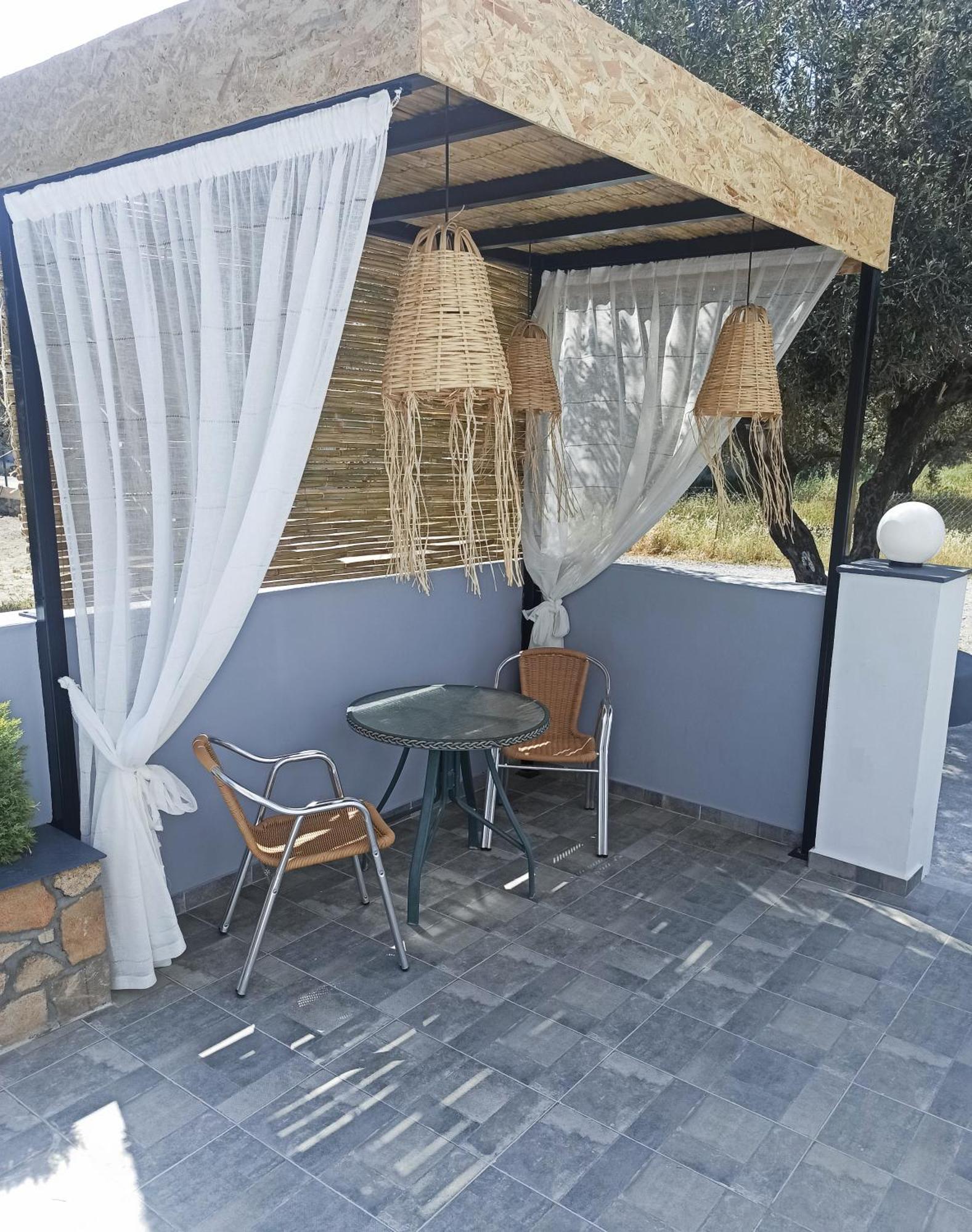 Paradise Apartment, Village Apartment Lardos